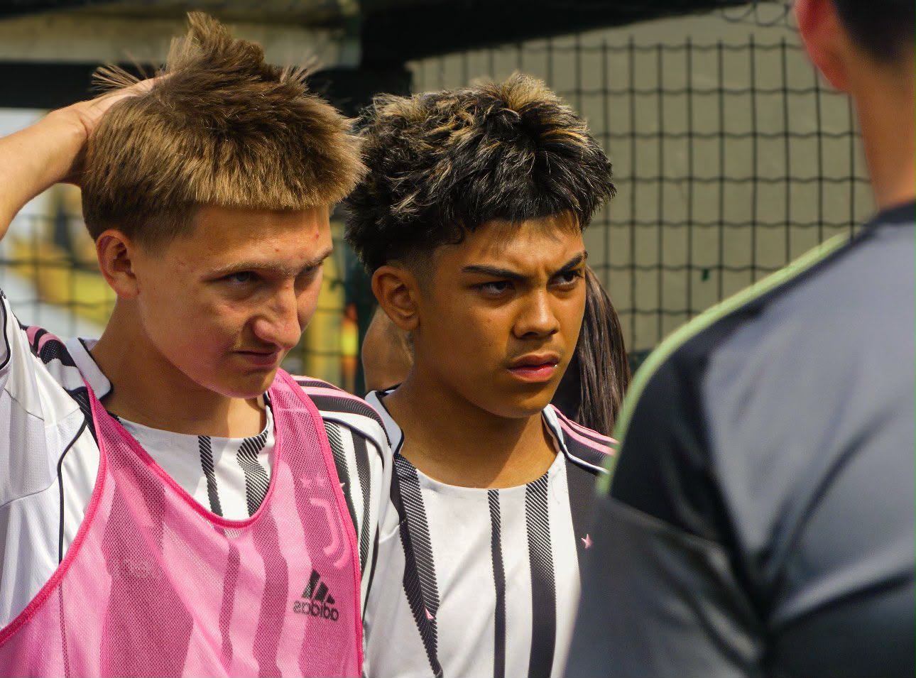 Eric focused alongside a Juventus teammate